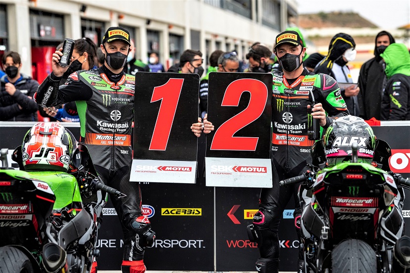 hi_01_Aragon_WorldSBK_2021_Sunday_Rea_Lowes_GB8_5413 updated